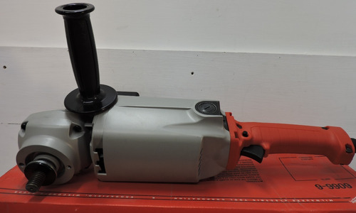 Esmeriladora Angular 7,15 Amp Milwaukee 6066-6