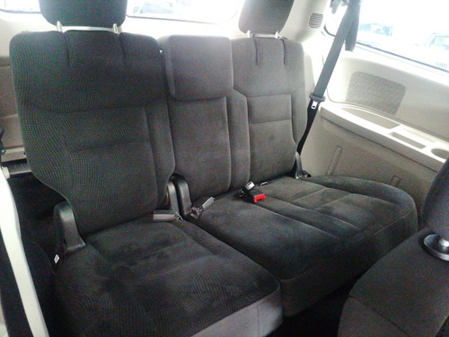 Imagen 9 de 11 de Dodge Grand Caravan 2019 Blanca
