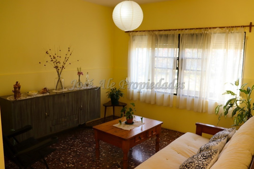 Imagen 5 de 17 de En Venta Casa De Dos Dormitorios Colonia Del Sacramento