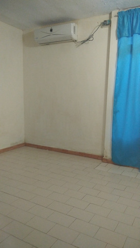 Imagen 2 de 10 de Apartamento Alquiler Caroní Plaza Planta Baja