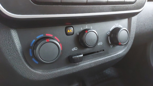 Renault Kwid 1.0 Life