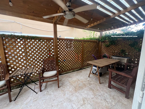 Venta Villa En Costa Bavaro: 3 Dormitorios (lista)