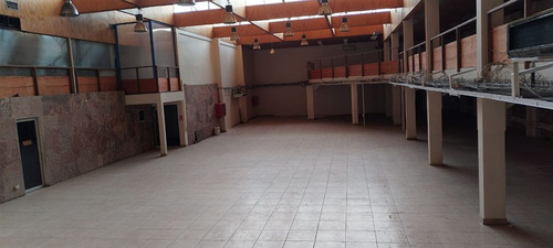 Local Comarcial En Arriendo En Santiago