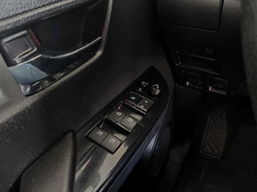 Imagem 13 de 15 de Toyota Hilux 2.8 Tdi Srv Cab. Dupla 4x4 Aut. 4p