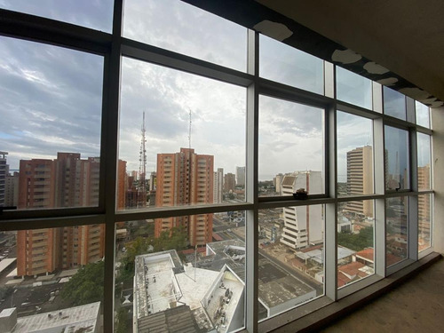 Oficina En Venta O Alquiler En Maracaibo, En Prestigioso Edificio Nuevo