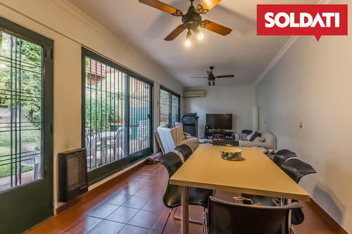Venta - Casa 5 Ambientes Con Cochera Y Piscina - Vicente López