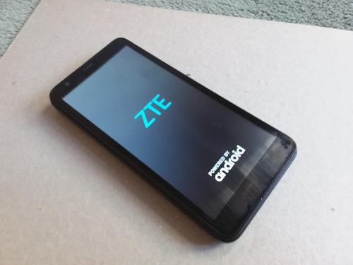 Celular Zte L8 Con 8 Gb Interna Expandible Con Micro Sd Y 1 Gb Ram, Con Telcel. (Usado)