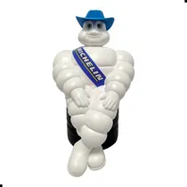 Comprar Muñeco Michelin Camiones Gandolas Encavas Mediano Con Base
