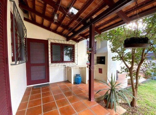 Imagem 3 de 13 de Casa Próxima A Vila Germânica Com 4 Quartos! - Ca0341