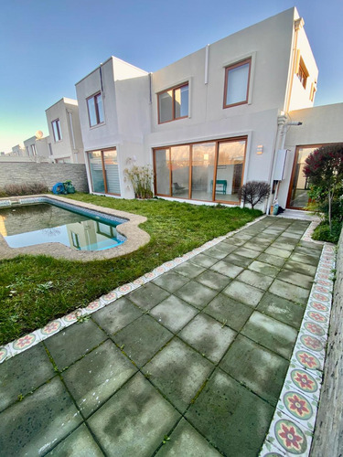 Venta Casa Mediterranea En Lomas San Andres