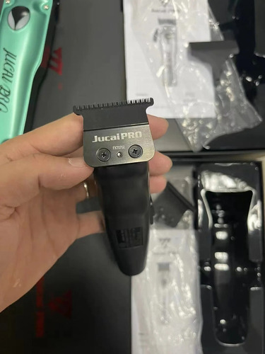 Kit Jucai Pro Maquina De Corte Jp01 E Acabamento Jp02 Bivolt Cor Verde 127/220v
