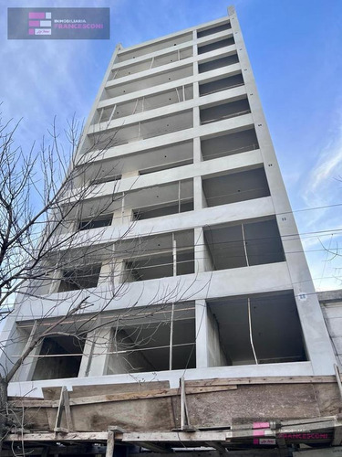 Imagen 2 de 14 de Departamento - La Plata