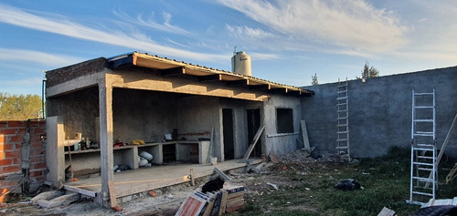 Imagen 1 de 13 de Venta Terrenos 10x35 Quincho Baño Y Habitación Barrio Marabo Con Escritura Escucho Ofertasacepto Permutaescribime Al Whatsapp