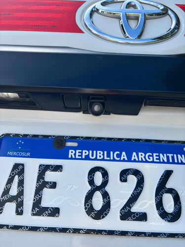 Toyota Hiace 2.8 Tdi Furgón 6at L2h2 3a 5p