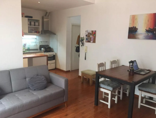 Apartamento Venta Con Renta 2 Dormitorios Patio Aguada