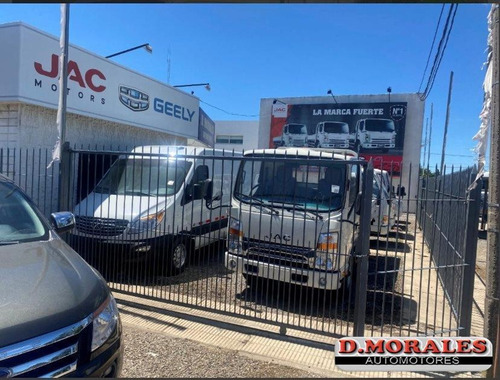 Imagen 10 de 16 de Jac 1035 K Liso 77 Hp 2.8 2023 0km