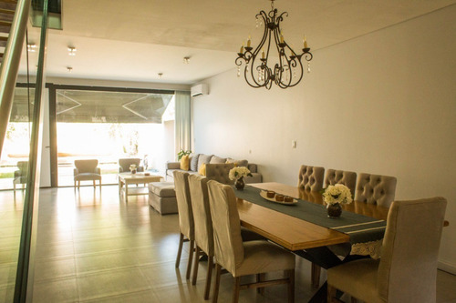 Imagen 5 de 14 de Cañuelas -hermoso Duplex En Venta