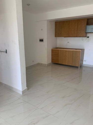 Venta, Edificio De 7 Niveles Ubicado En Gazcue, Santo Domingo