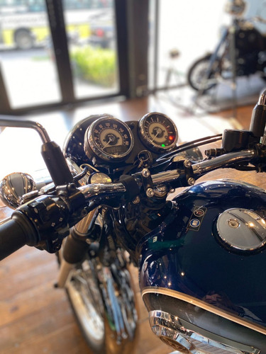 Kawasaki W800