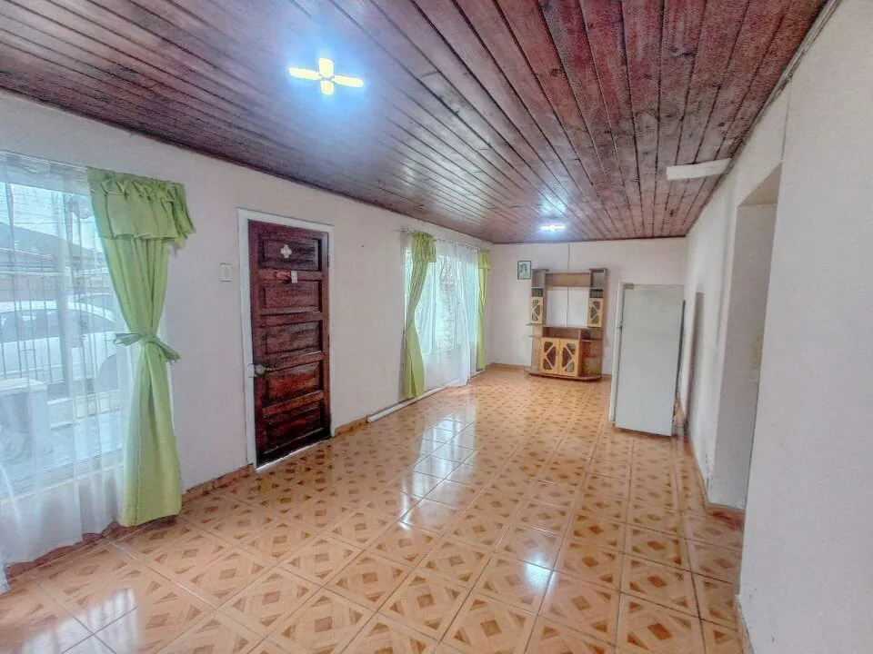 Imagen 3 de 16 de Casa En Venta En Peñaflor - Enorme Casa Y Terreno