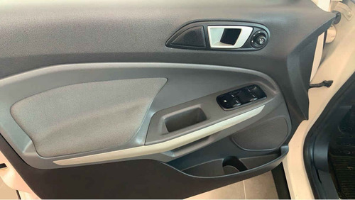 Imagen 9 de 15 de Ford Eco Sport 2016 5p Trend L4/2.0 Man