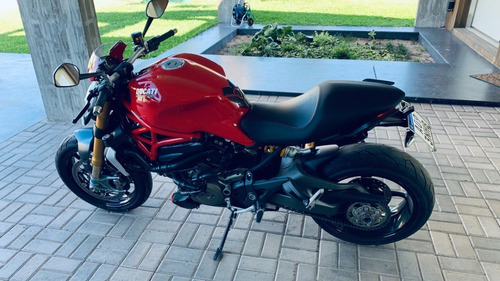 Ducati Monster 1200 S