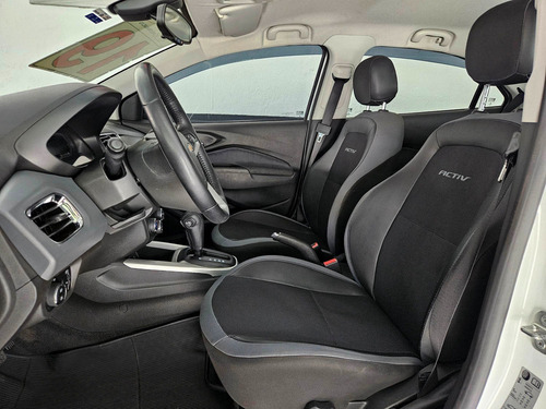 Chevrolet Onix 1.4 MPFI ACTIV 8V FLEX 4P AUTOMÁTICO