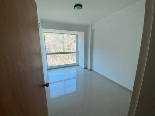 Imagen 13 de 14 de Apto En Venta El Parral 65mts Alexandra Ramírez 04147041922