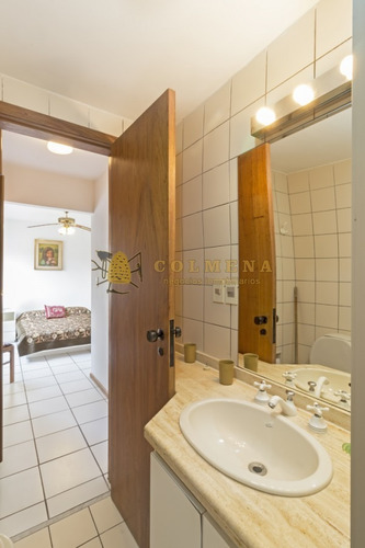 Apartamento En Venta A Pasos De La Playa - Ref: 4082