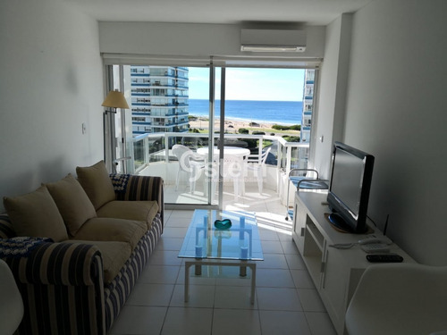 Imagen 6 de 18 de Venta De Apartamento 1 Dormitorio En La Playa Brava, Punta Del Este