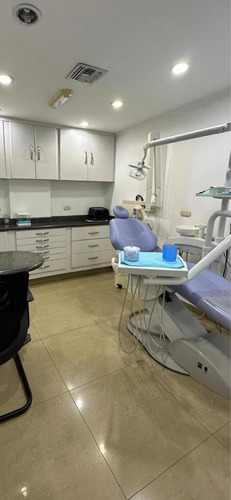 En Veta Clinica Odontólogo A En Las Delicias
