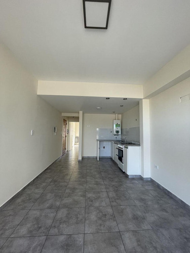 Imagen 5 de 16 de 1 D - 45 Mts. - Terraza - Centro .