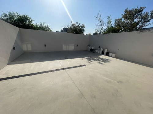 Departamento A Estrenar De 2 Ambientes Tipo Dúplex En Venta Bernal Oeste