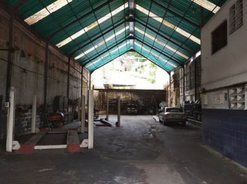 Imagen 2 de 10 de Galpón Industrial En Venta En Los Teques .