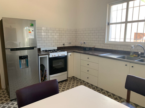 Imagen 11 de 30 de Venta De Quinta En Villa Luzuriaga Con Piscina