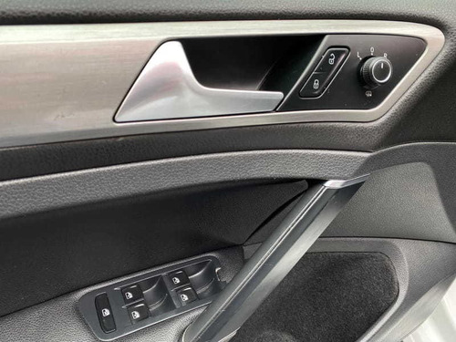 Imagem 10 de 15 de Volkswagen Golf 2015