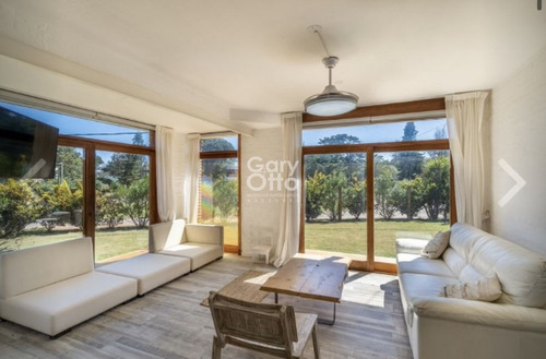 Imagen 2 de 20 de Vendo Casa De 3 Dormitorios En Punta Ballena
