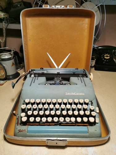 Maquina De Escribir Antigua Smith-corona Silentsuper Año1956