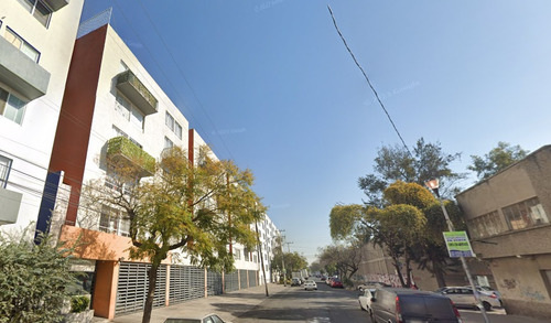 Departamento En Venta De Recuperacion Bancaria En Venustiano Carranza, Cdmx. Sh05