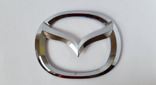 Emblema Parrilla Mazda 3 2014-2015-2016 Usado Genérico