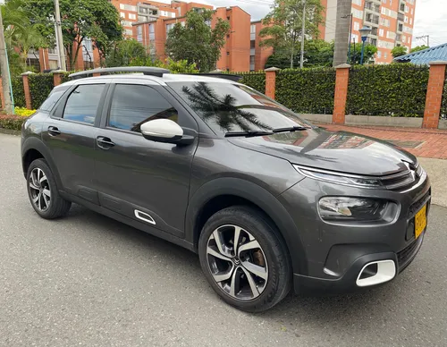 Citroën C4 Cactus 1.6 Shine Turbo Aut
