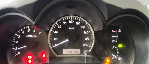 Toyota Hilux 2.7 Std Cab. Dupla 4x4 Flex 4p