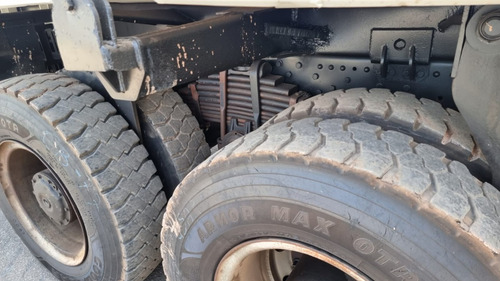 Imagem 5 de 15 de Mercedes-benz Axor 4144 6x4 Ano 2013/2013 Caçamba Inmeco