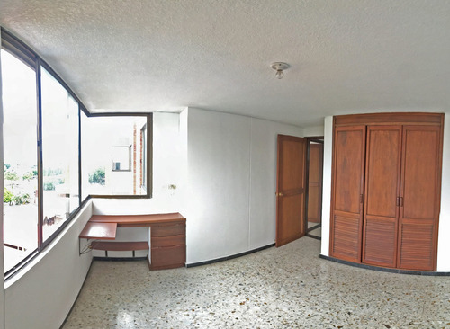 Imagen 15 de 27 de Apartamento En Venta, El Limonar, Sur