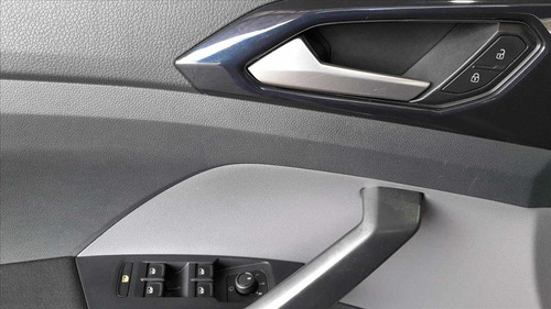 Volkswagen T-Cross 1.0 200 TSI TOTAL FLEX COMFORTLINE AUTOMÁTICO