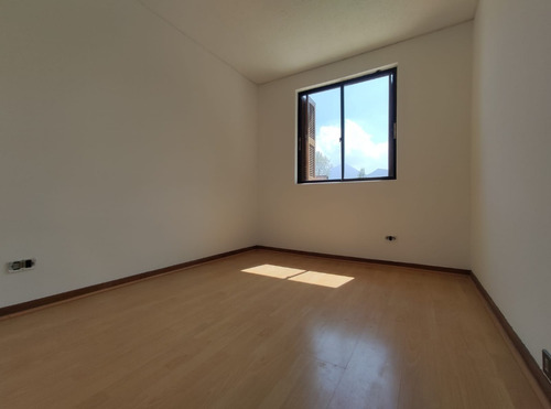Imagen 18 de 27 de Casa Lugar Residencial De 3 Pisos Remodelada