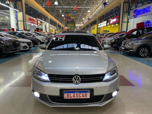 Volkswagen Jetta 2.0 TSI HIGHLINE 211CV
