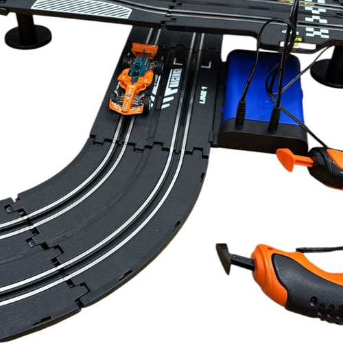 Pista De Carreras Formula 1 Con 2 Autos 3 En 1 Color Negro