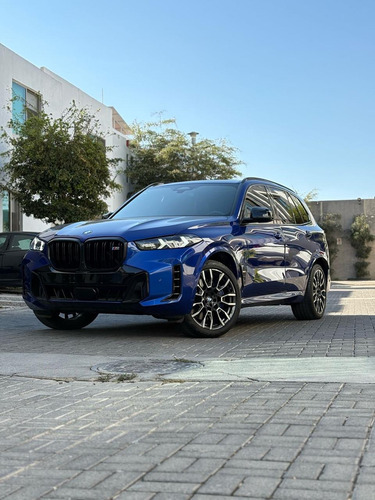 BMW X5 4.4 V8 M60I