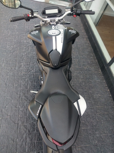 Imagen 10 de 15 de Mv Agusta Brutale 800 - La Naked Que Esta Buscando